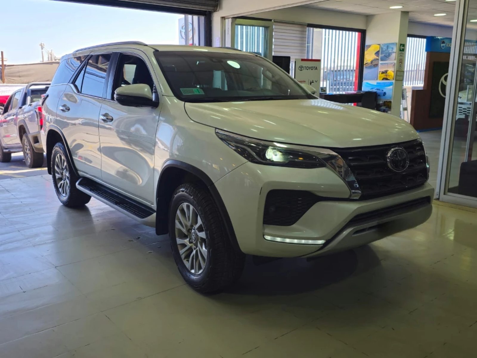 Toyota Fortuner 2021 - Foto 3 de 20