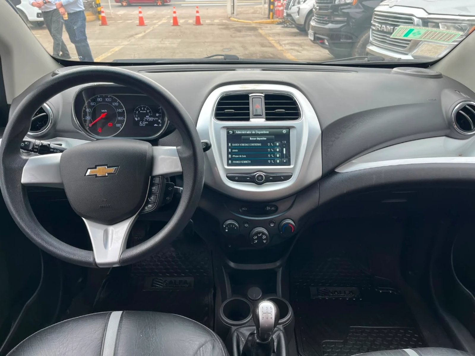 CHEVROLET SPARK 1.2 ACTIV 4X2 MT 5P 2021 - Imagen 12 de 20
