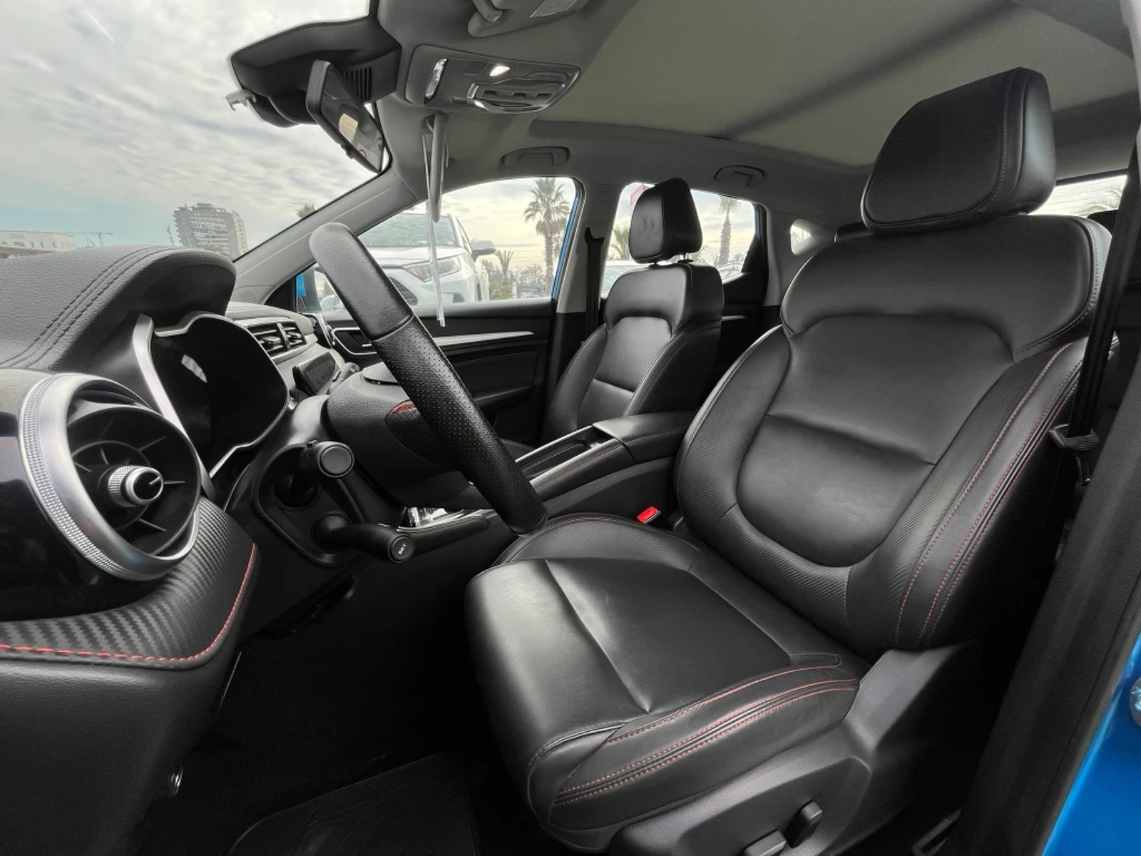 MG Zs 2024 - Imagen 14 de 20