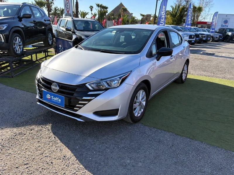 Nissan Versa 2025