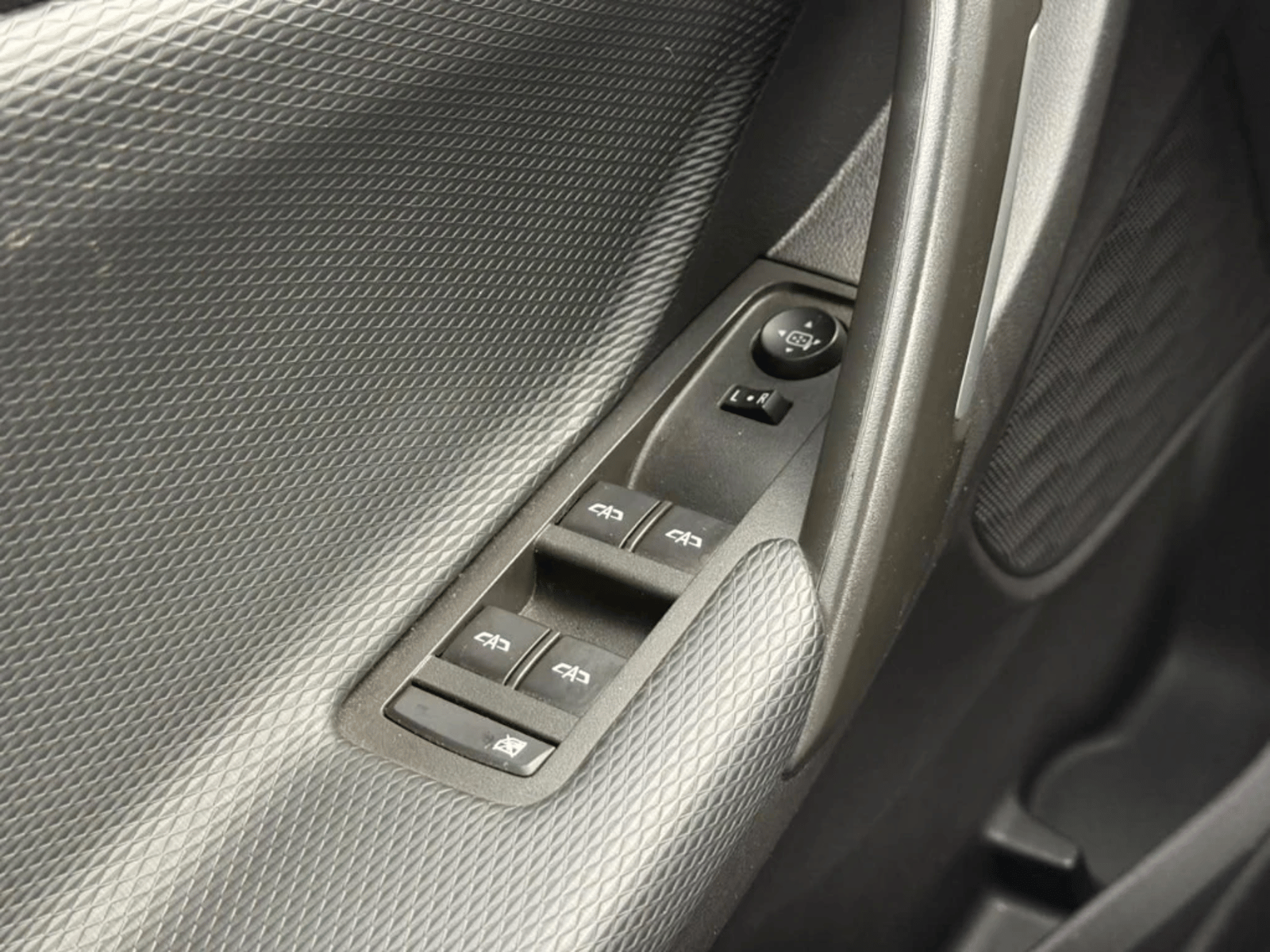 Chevrolet Tracker 2025 - Imagen 17 de 20