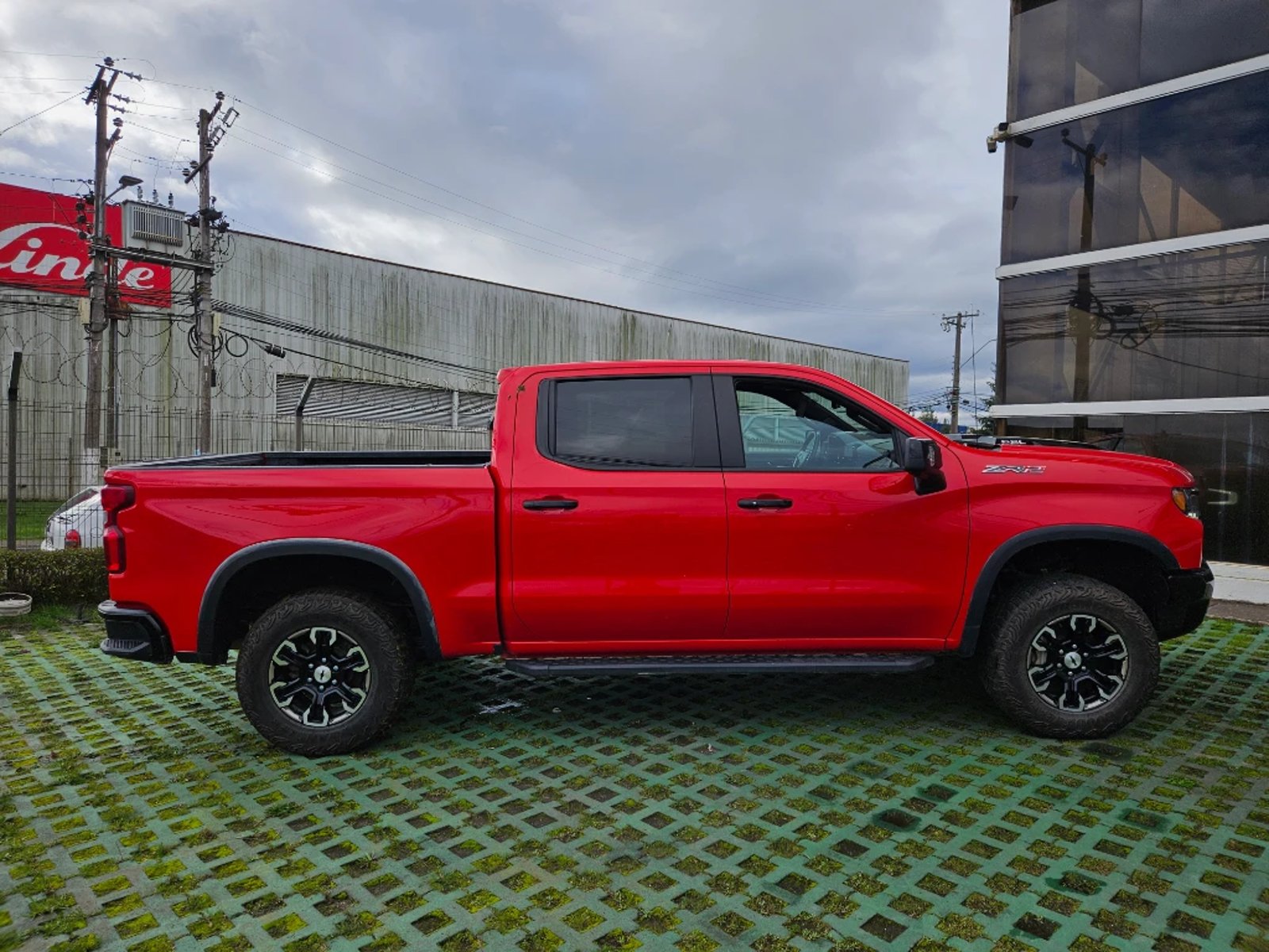 Chevrolet Silverado 2024 - Imagen 8 de 20