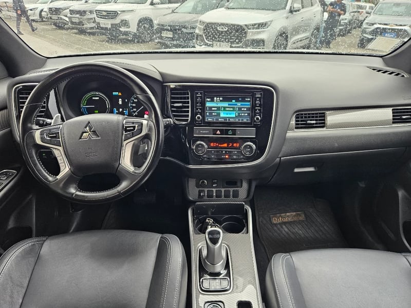 Mitsubishi Outlander 2020 - Imagen 12 de 20