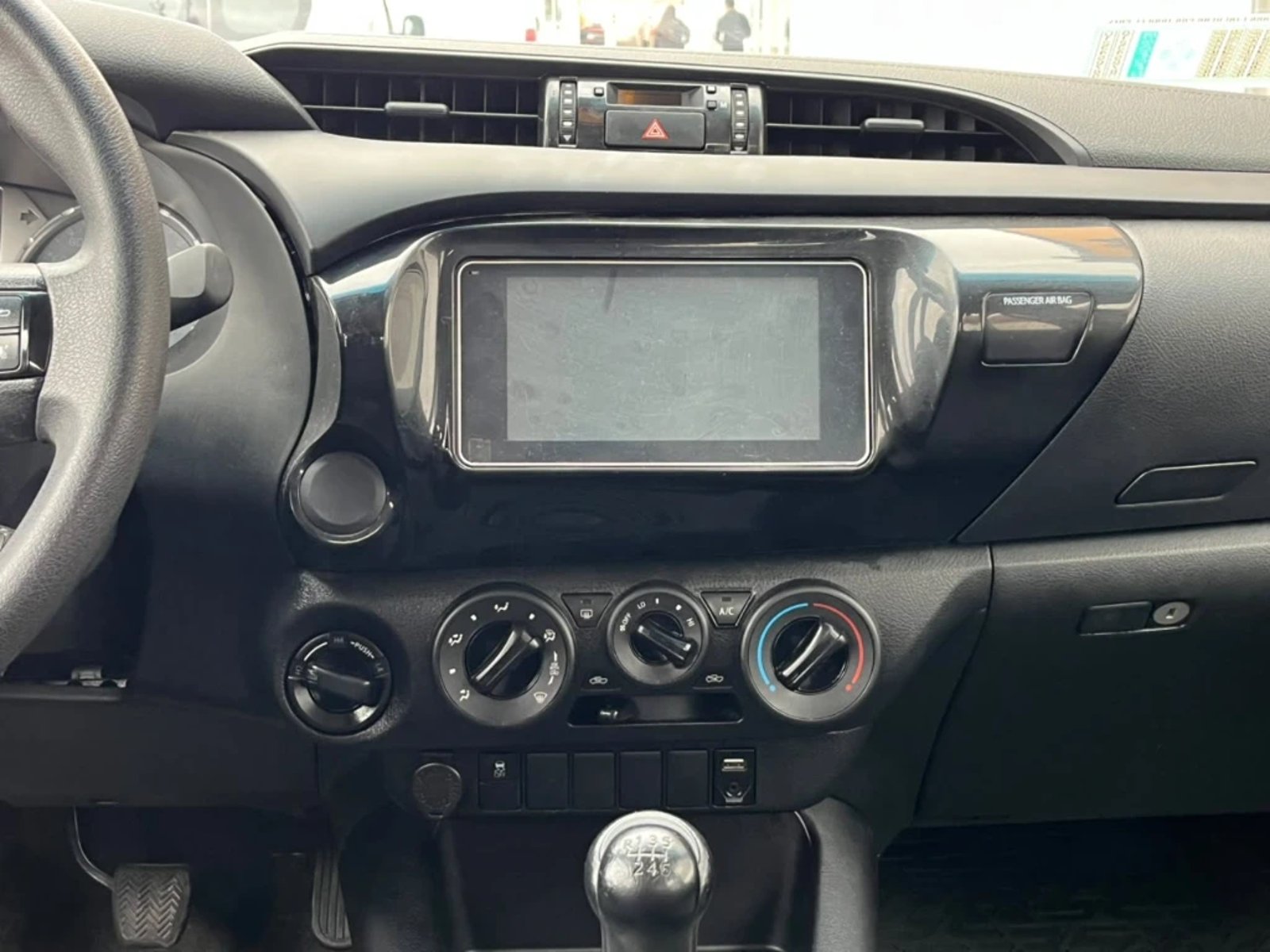 Toyota Hilux 2024 - Imagen 17 de 20
