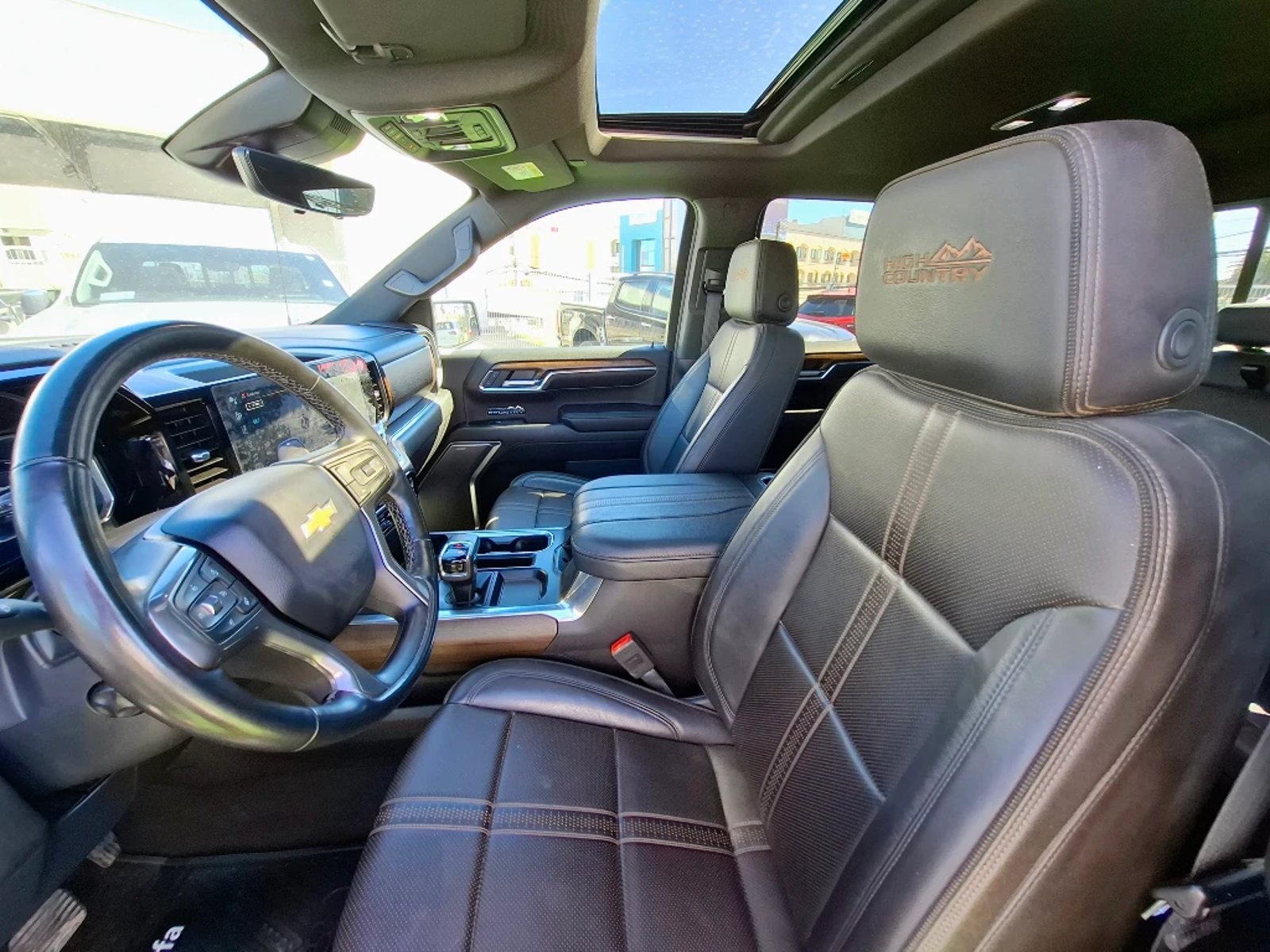 Chevrolet Silverado 2025 - Imagen 10 de 20