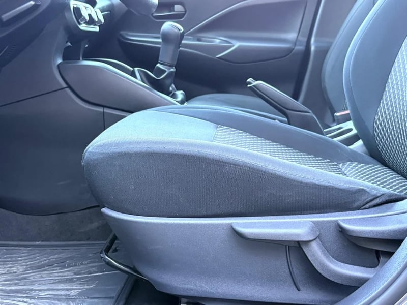 Nissan Versa 2025 - Imagen 17 de 20