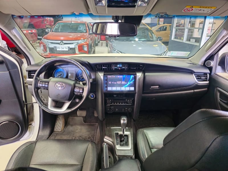 Toyota Fortuner 2021 - Imagen 12 de 20