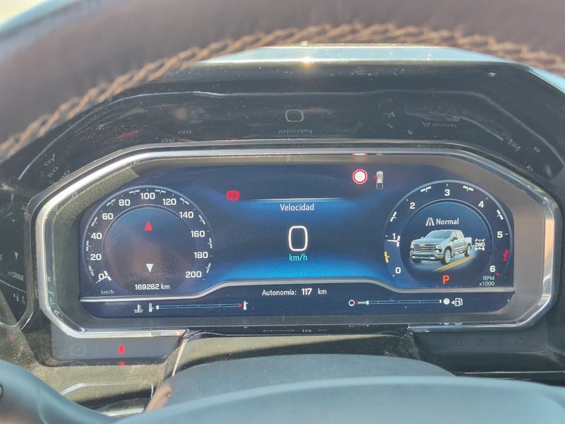 Chevrolet Silverado 2023 - Imagen 15 de 20