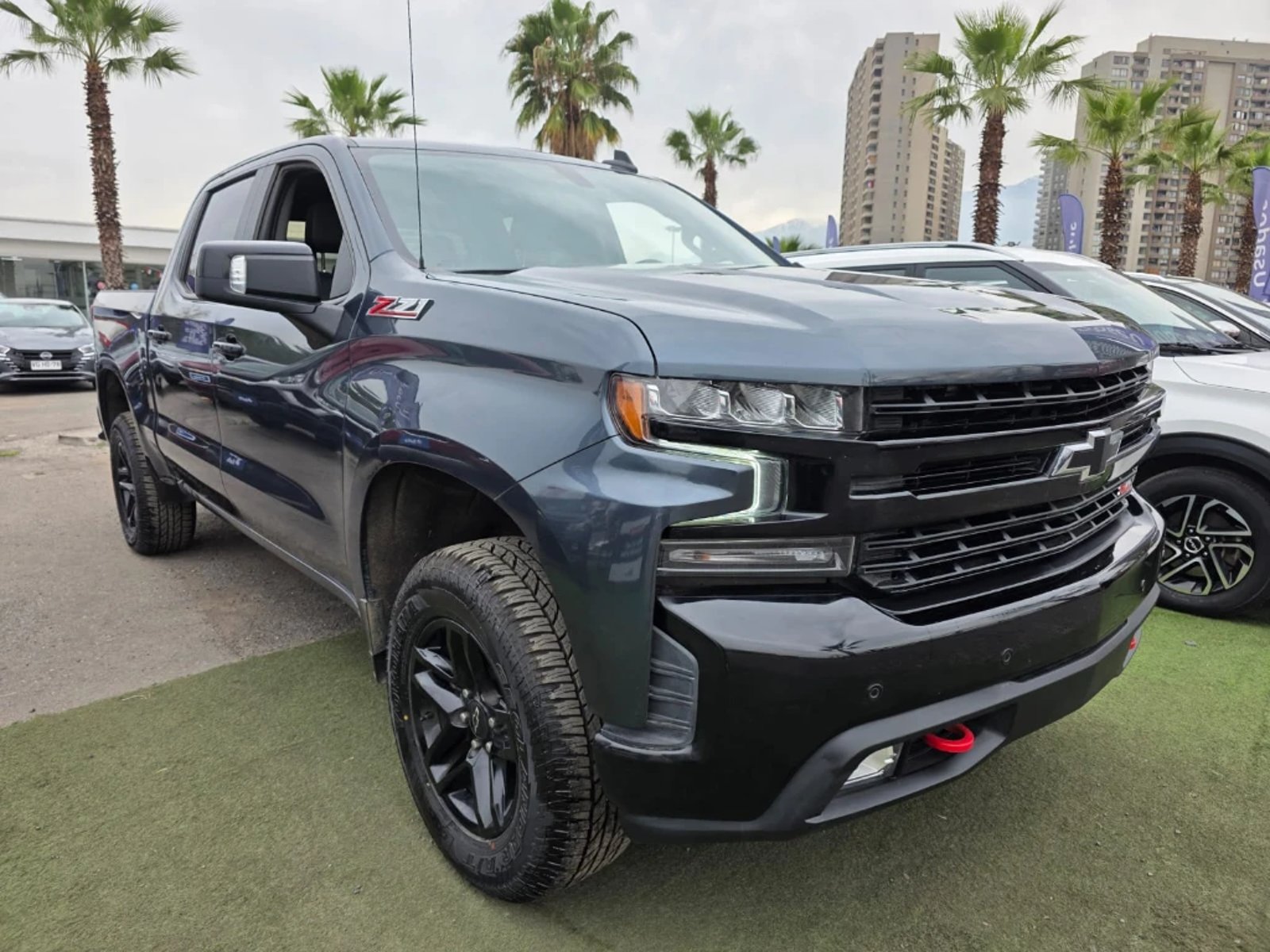 Chevrolet Silverado 2021 - Foto 3 de 20