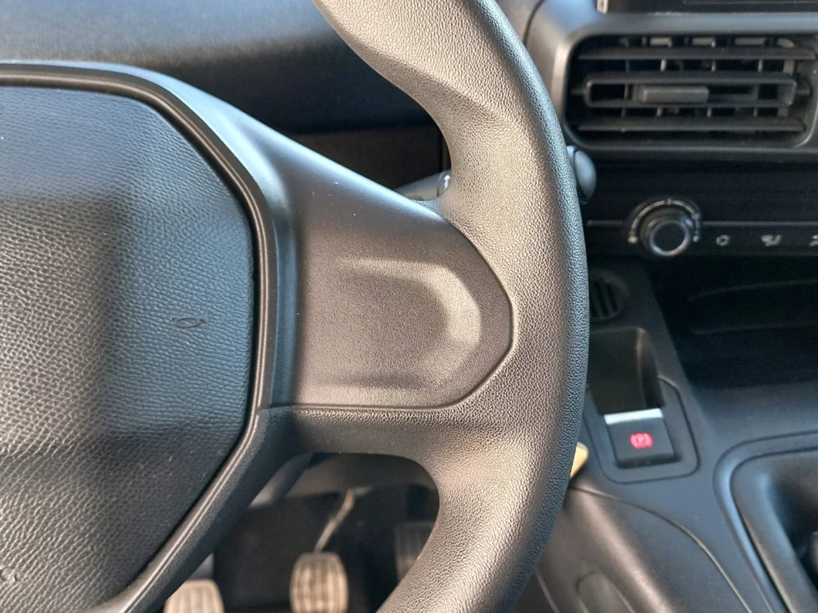 Peugeot PARTNER 1.6 HDI 90HP PL AA E5 2024 - Imagen 20 de 20