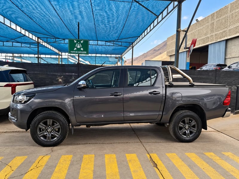 Toyota Hilux 2024 - Imagen 8 de 20