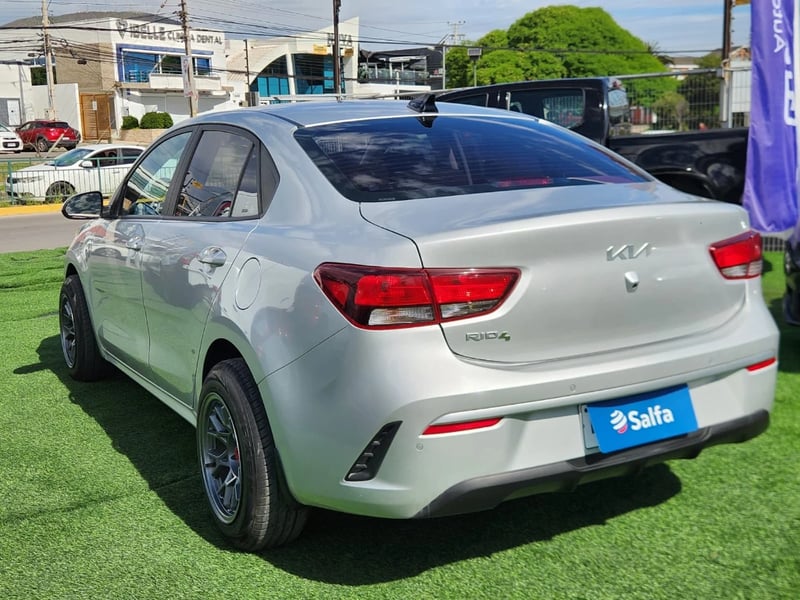 Kia Rio 4 2024 - Imagen 7 de 20