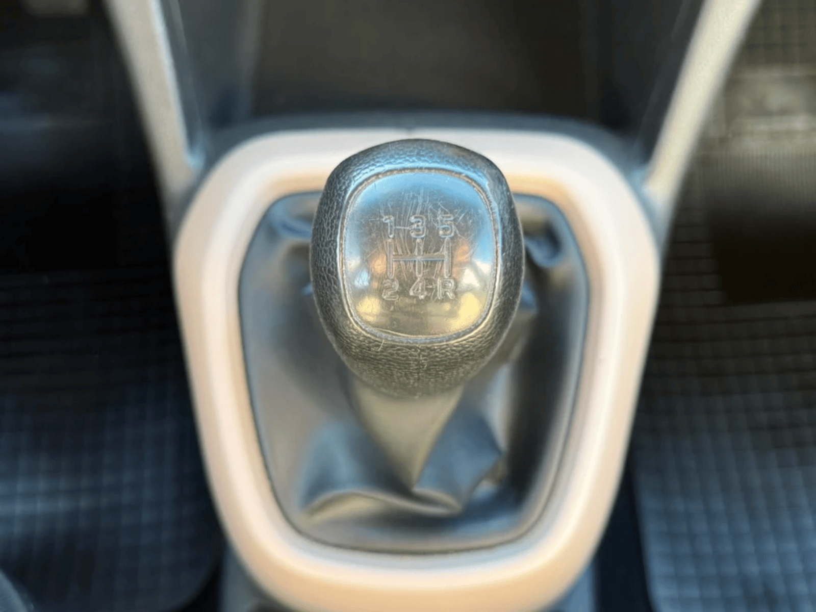 Hyundai I10 2017 - Imagen 17 de 20
