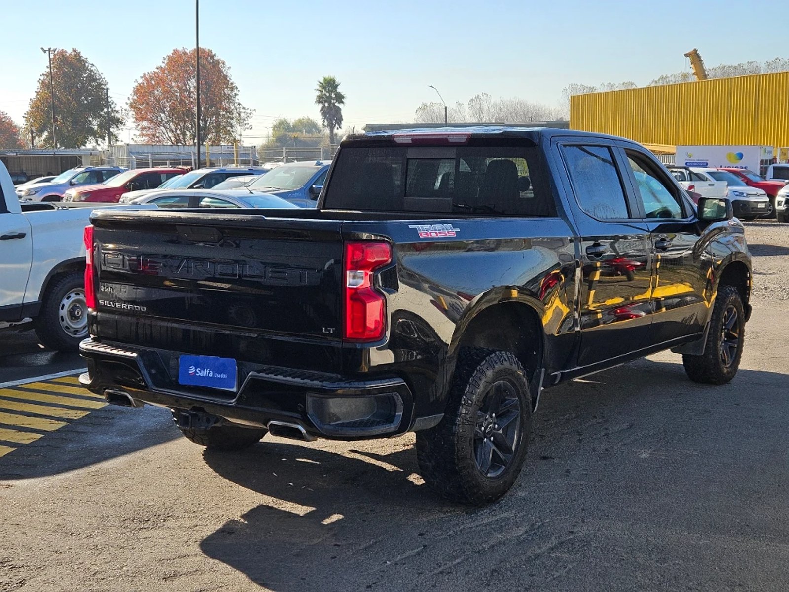 Chevrolet SILVERADO 5.3 LT TRAILBOSS Z71 4X4 AT 4P 2021 - Foto 4 de 20