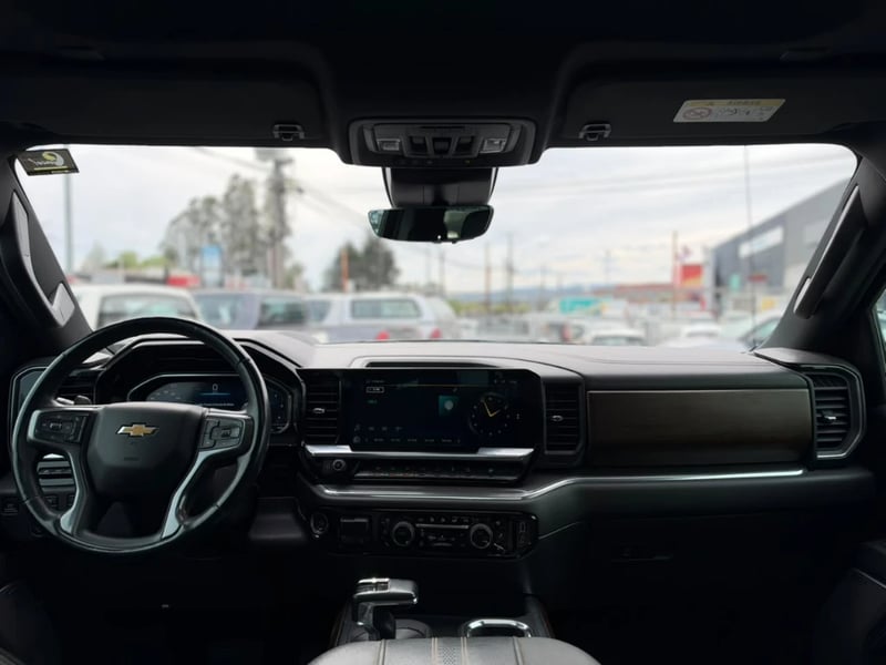 Chevrolet Silverado 2024 - Imagen 11 de 20