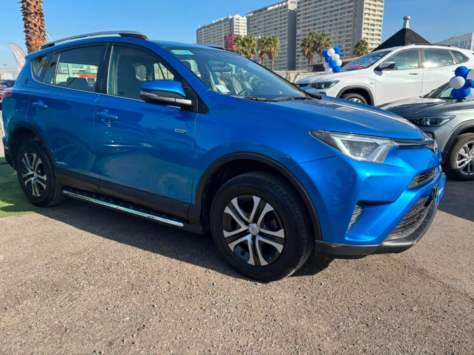Toyota RAV4 2.0 STANDARD 4X2 AT 5P 2019 - Imagen 3 de 20