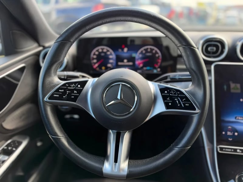 Mercedes-Benz C 200 2022 - Imagen 13 de 20