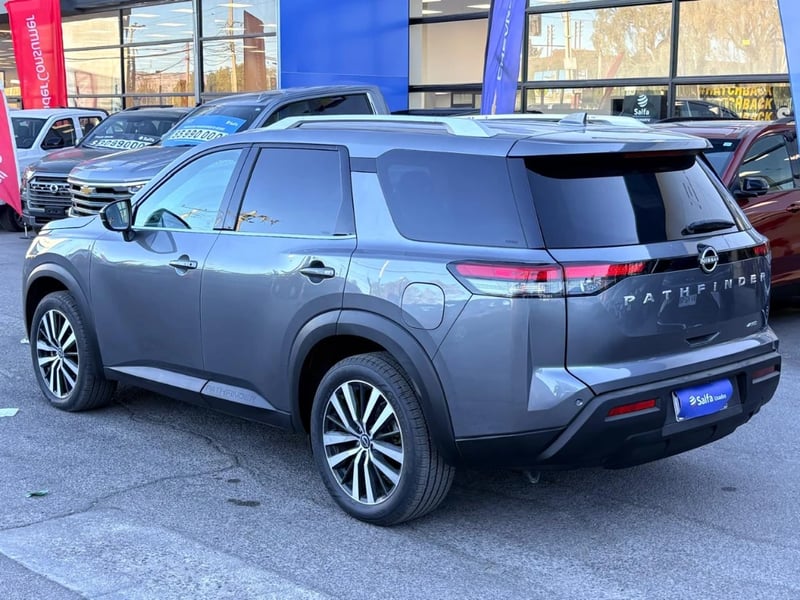 Nissan Pathfinder 2024 - Imagen 5 de 20
