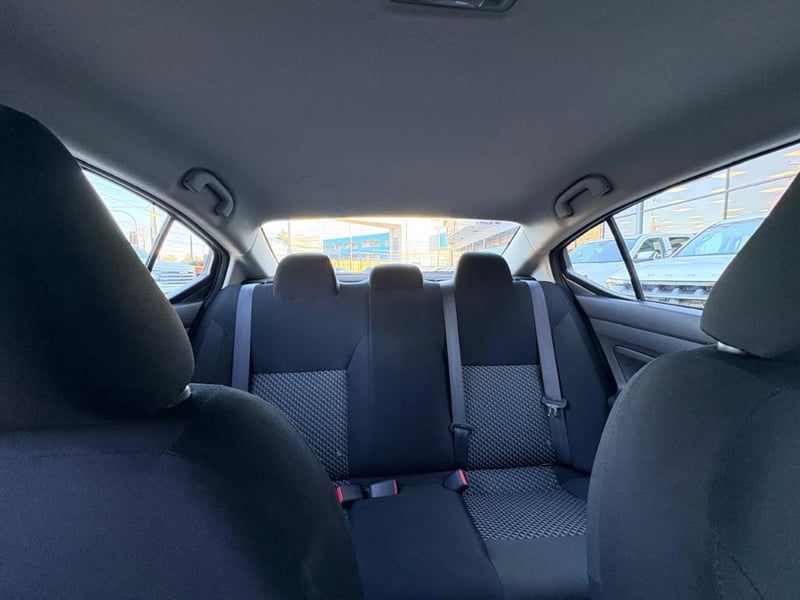 Nissan Versa 2025 - Imagen 16 de 20