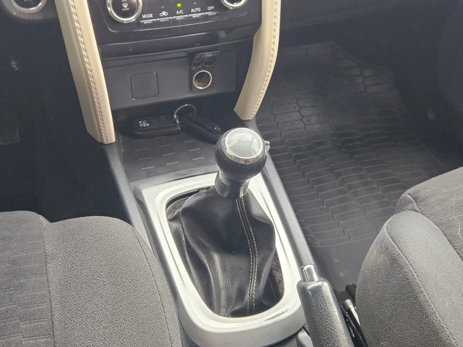 TOYOTA RUSH 1.5 XLI 4X2 MT 5P 2022 - Imagen 19 de 20
