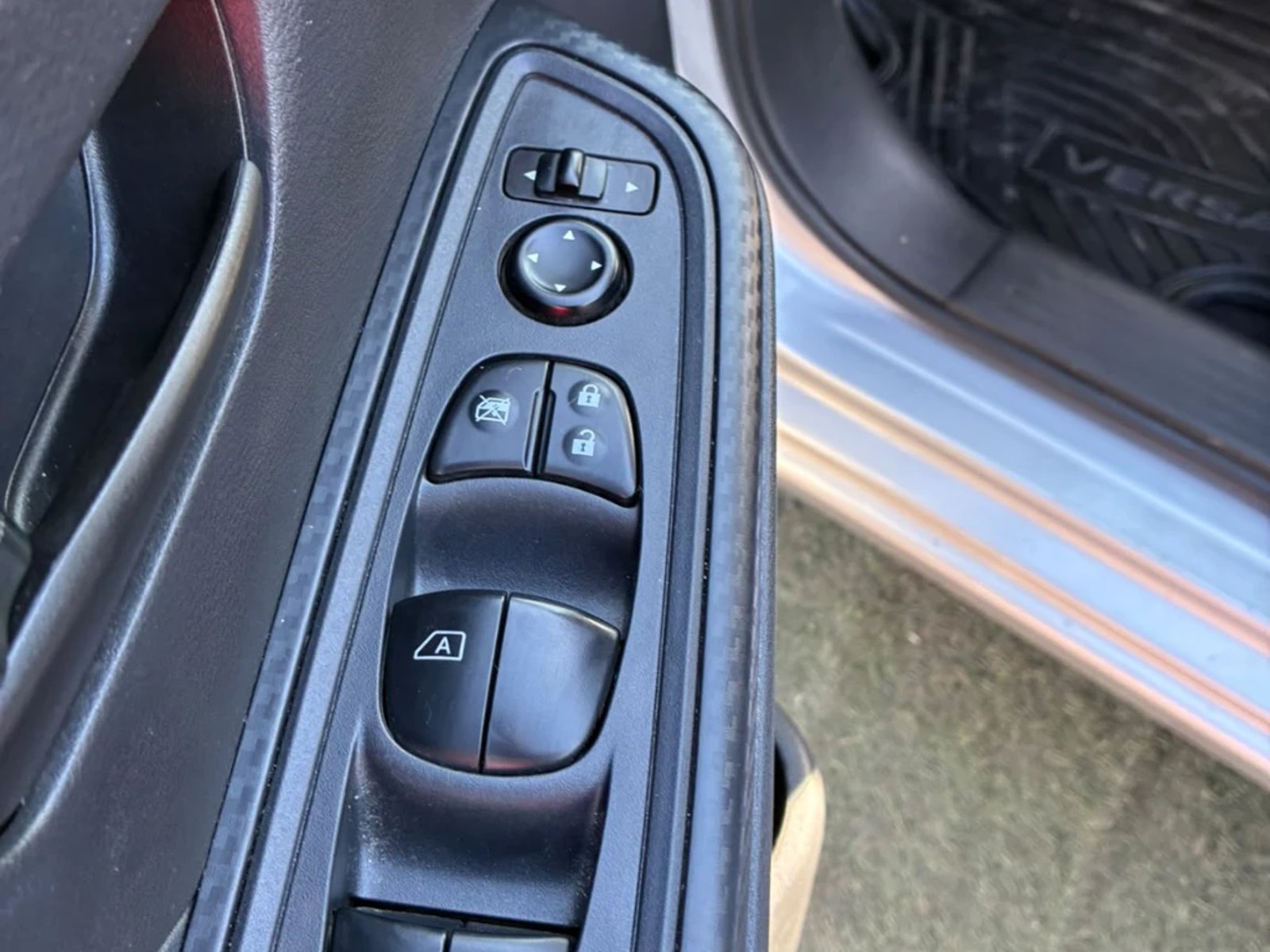 Nissan Versa 2025 - Imagen 18 de 20