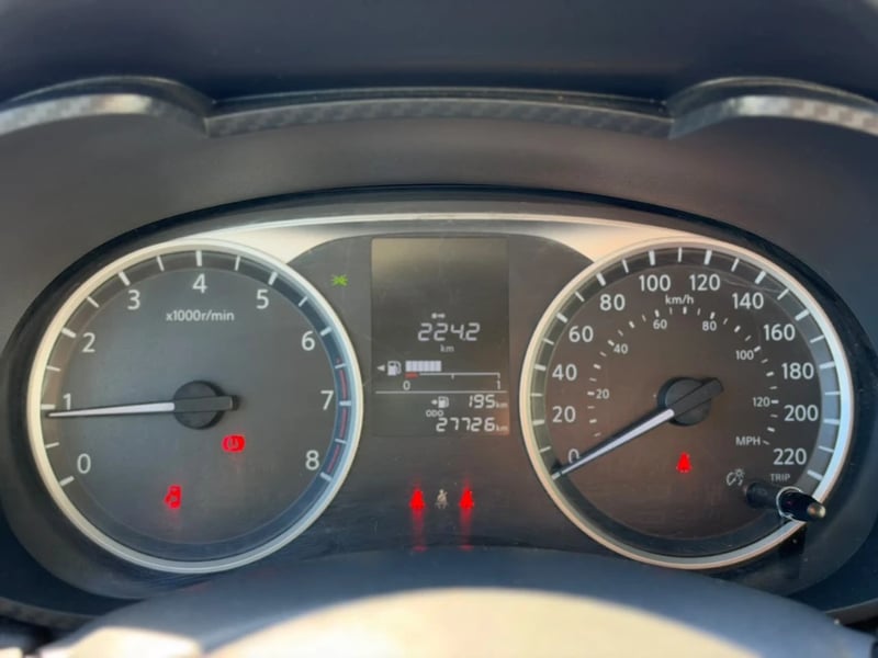Nissan Versa 2025 - Imagen 12 de 20