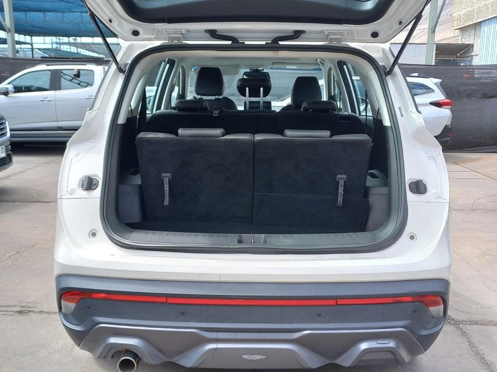 Chevrolet CAPTIVA 1.5T PREMIER FWD MT 5P 2022 - Imagen 9 de 20