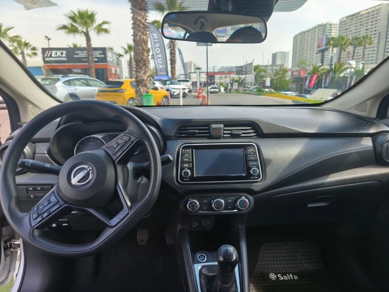 Nissan Versa 2025 - Imagen 11 de 20