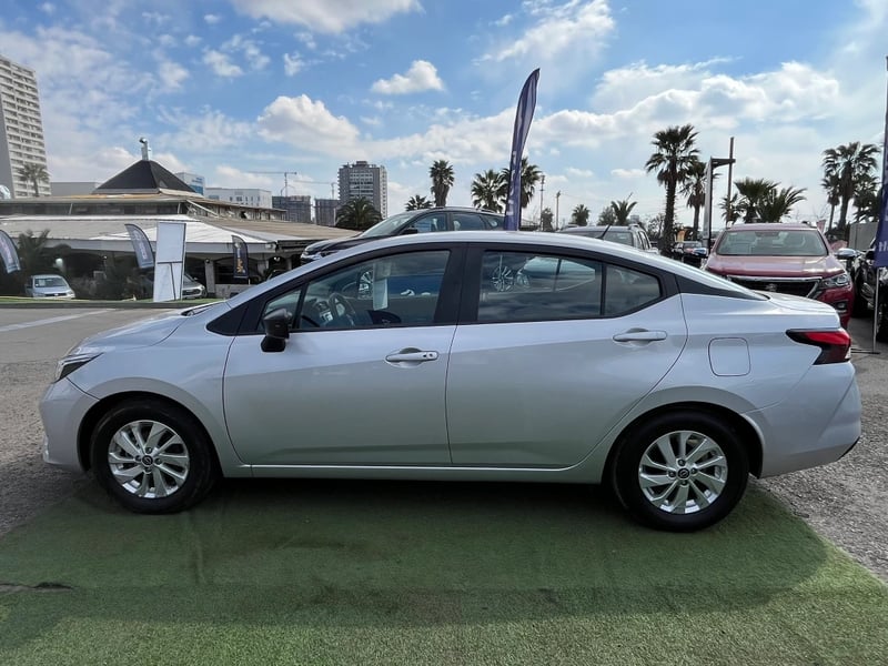 Nissan Versa 2025 - Imagen 8 de 20
