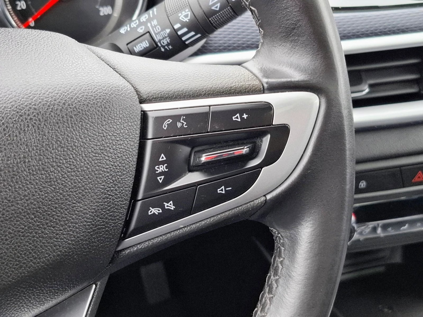 Chevrolet Tracker 2025 - Imagen 13 de 20