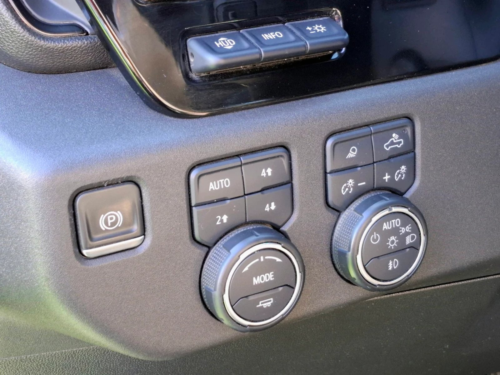 Chevrolet Silverado 2023 - Imagen 12 de 20