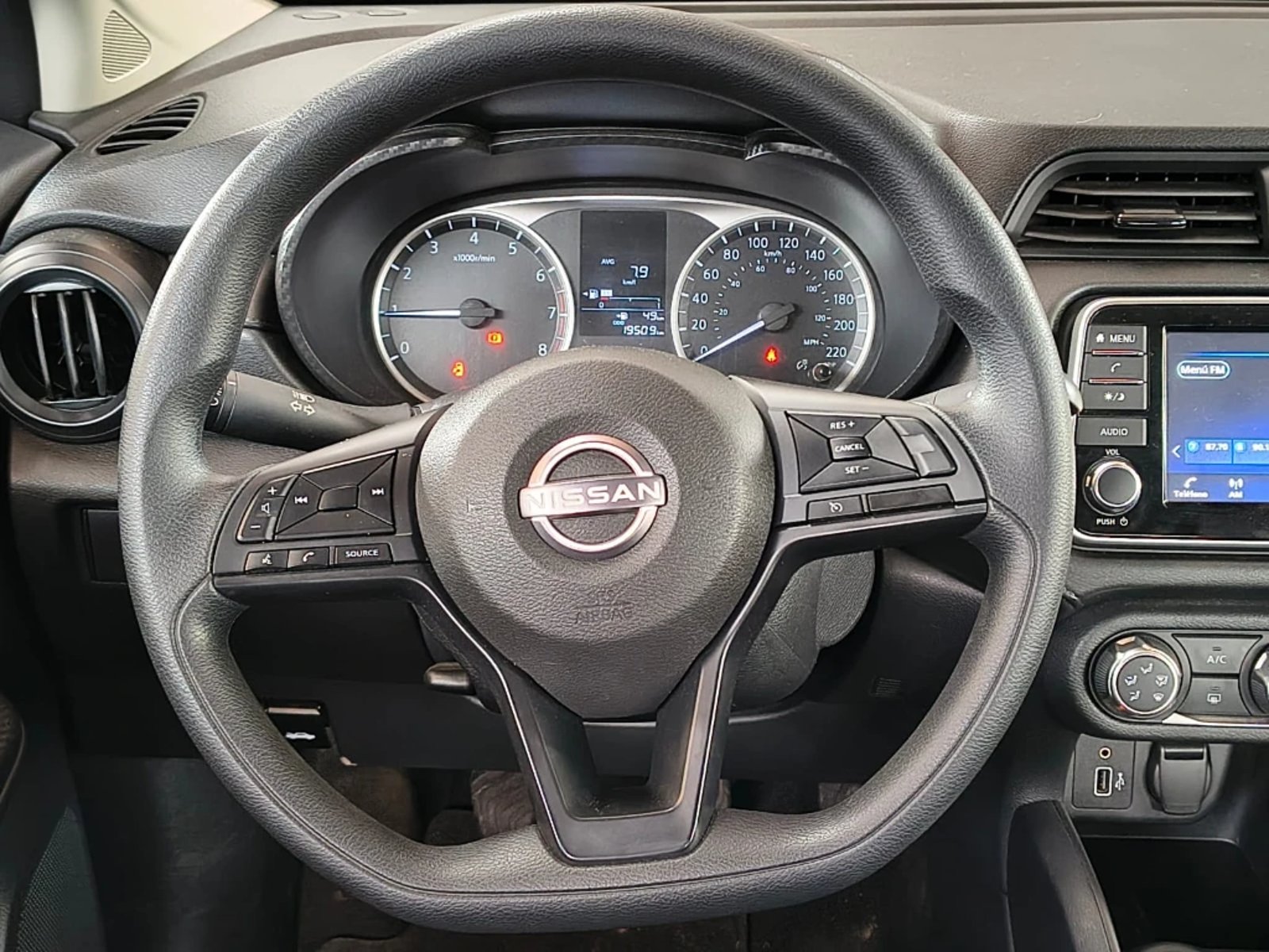 Nissan Versa 2025 - Imagen 12 de 20