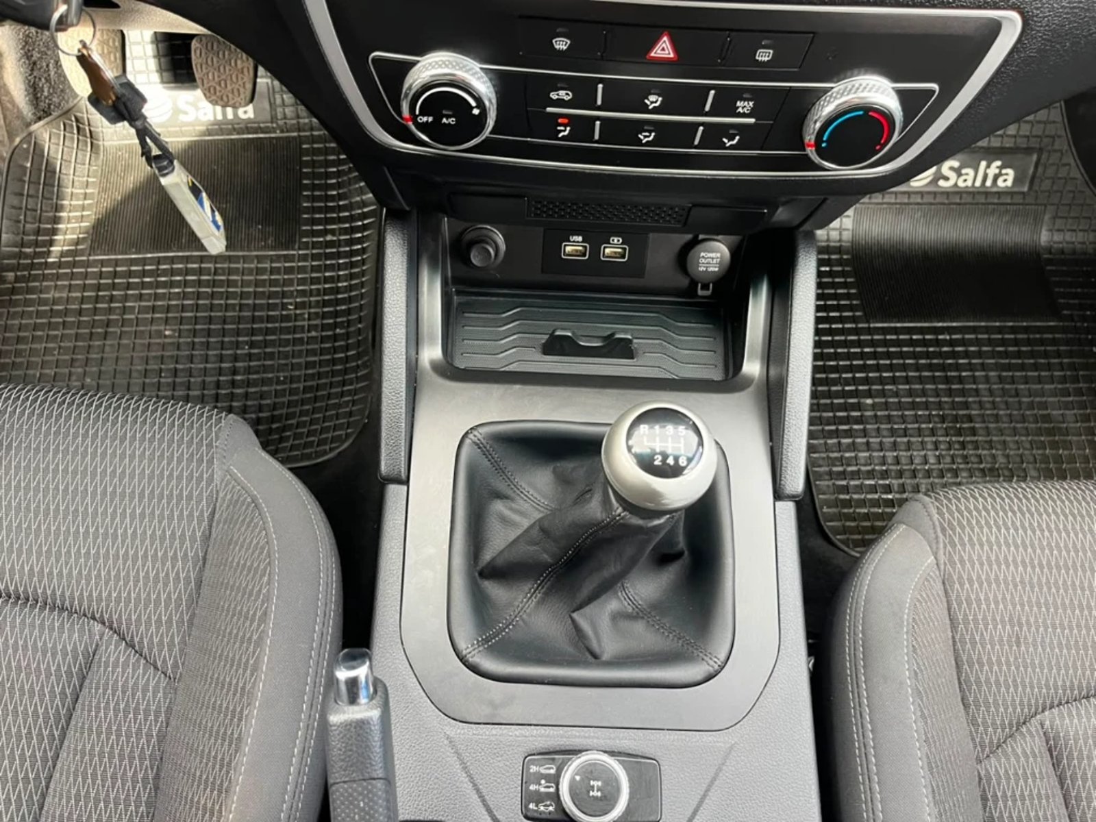 SsangYong Musso 2024 - Imagen 13 de 18