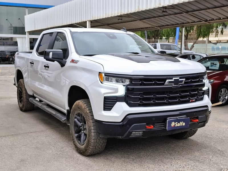 Chevrolet Silverado 2025 - Imagen 3 de 20