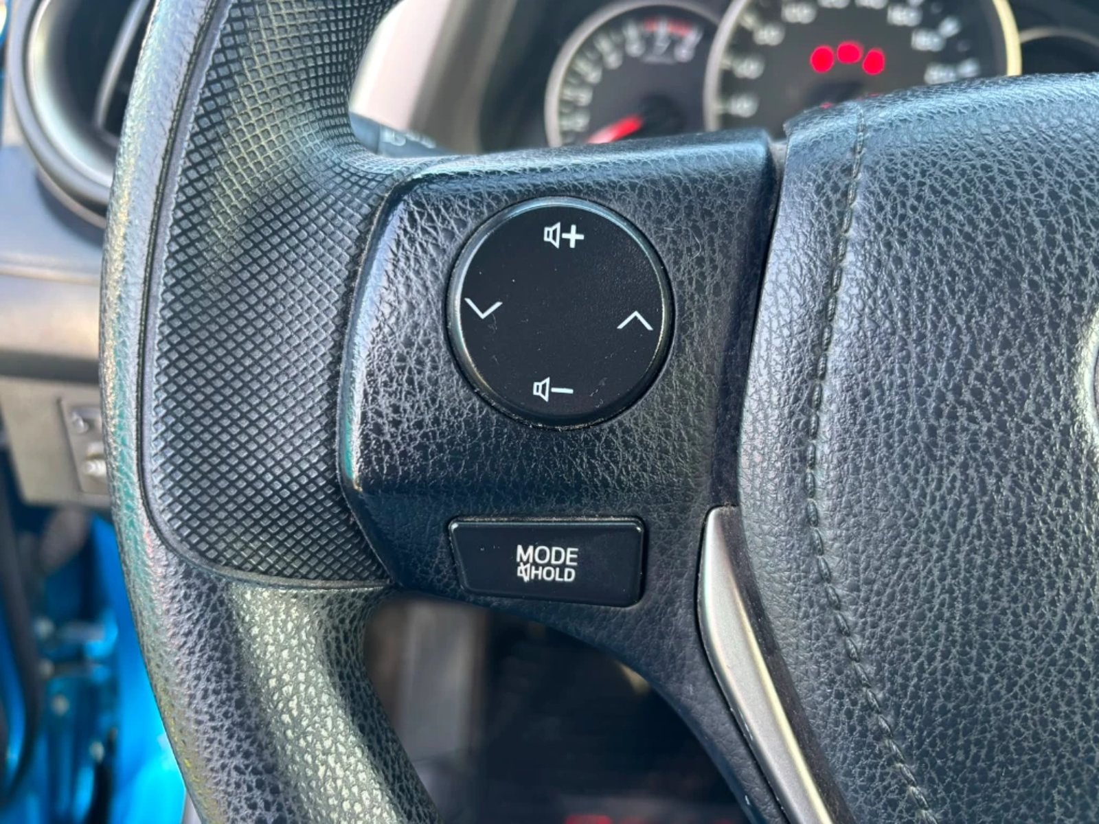 Toyota RAV4 2.0 STANDARD 4X2 AT 5P 2019 - Imagen 16 de 20