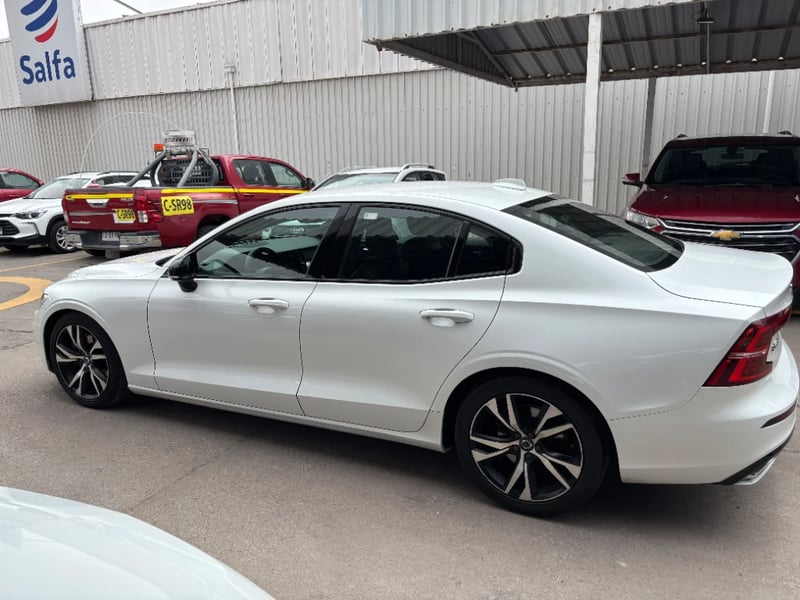Volvo S60 2020 - Imagen 8 de 20