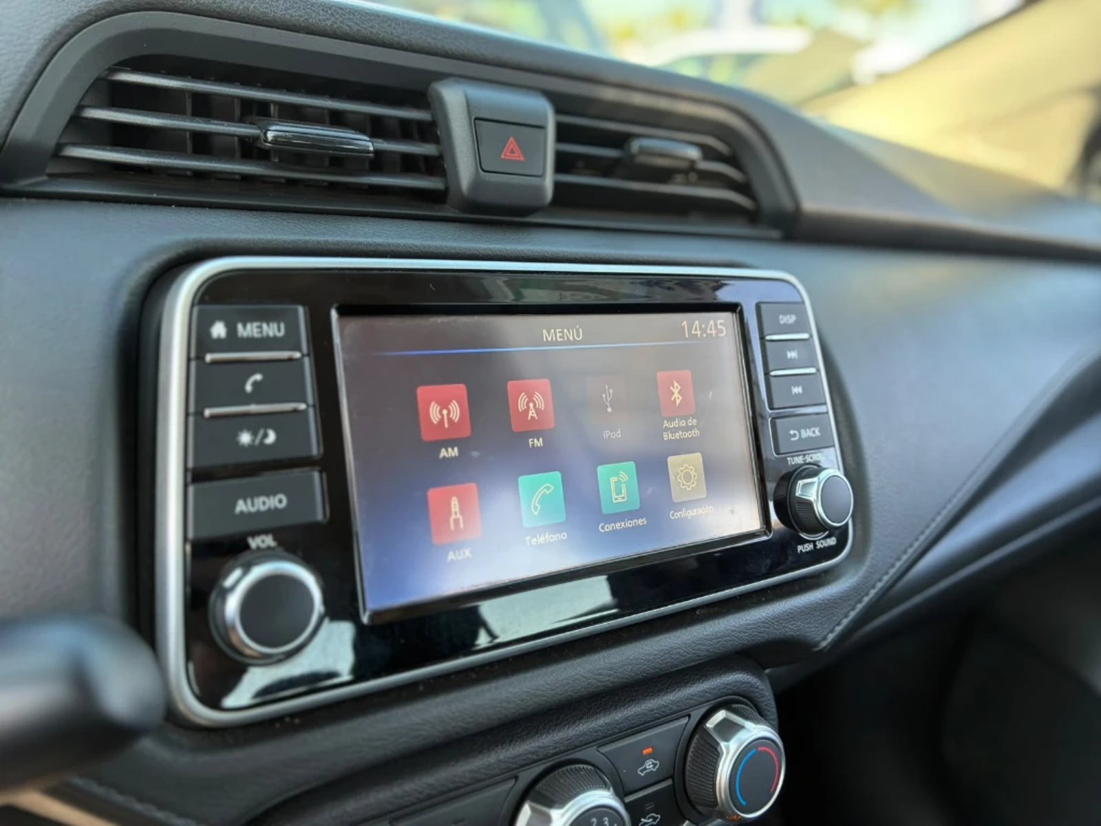 Nissan Versa 2025 - Imagen 19 de 20