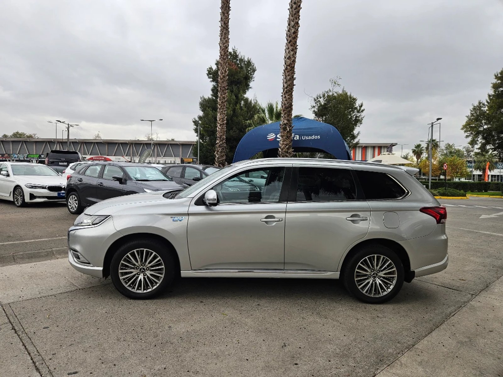 Mitsubishi OUTLANDER 2.0 PHEV HYBRID 4X4 AT 5P 2020 - Imagen 8 de 20