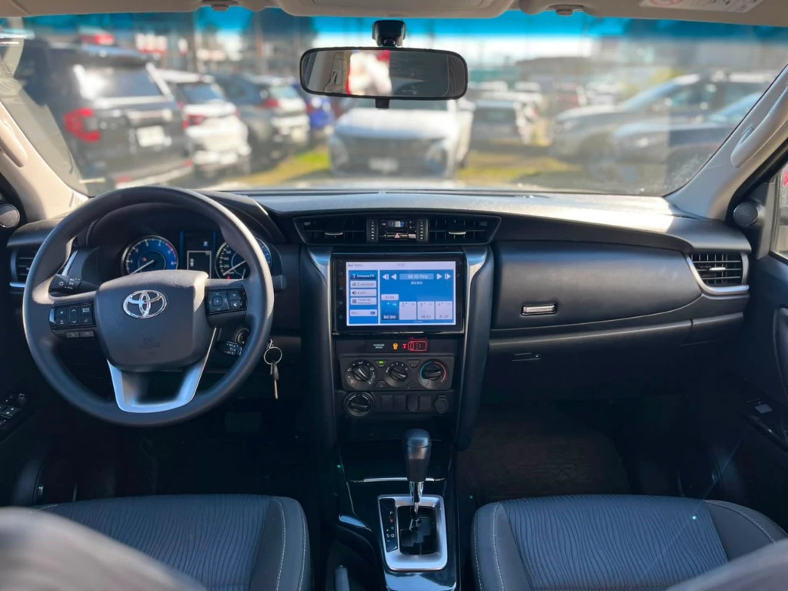 Toyota Fortuner 2024 - Imagen 4 de 12