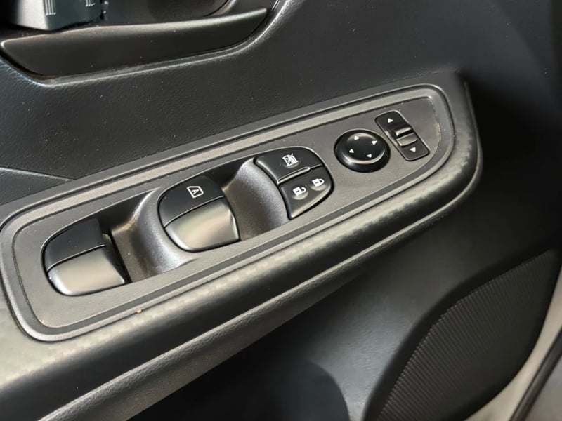 Nissan Versa 2025 - Imagen 18 de 20