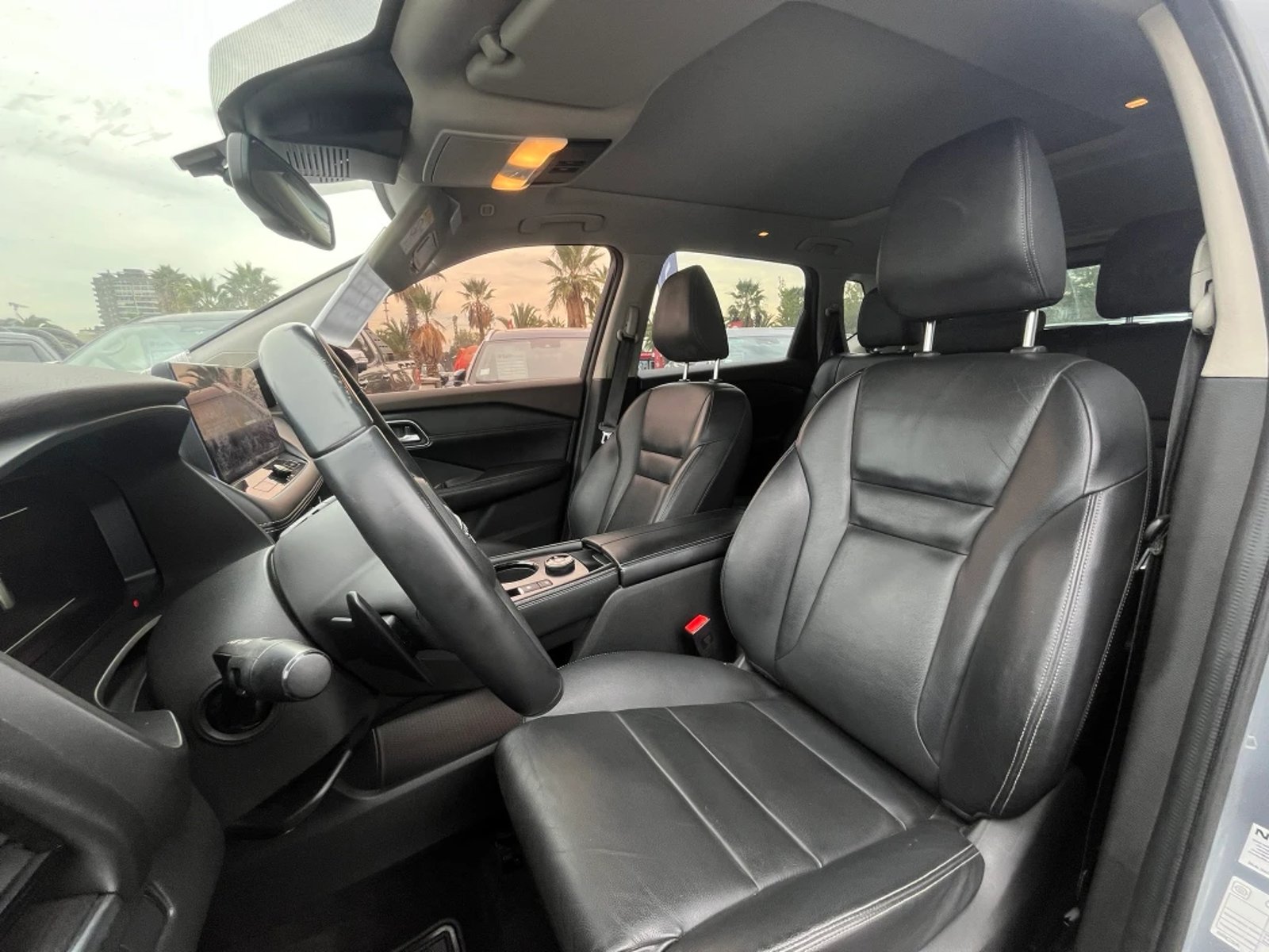 Nissan X-TRAIL 2.5 EXCLUSIVE 4X4 3ROW CVT AT 5P 2023 - Imagen 12 de 20