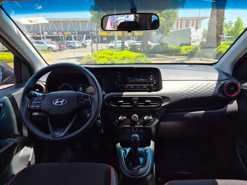 Hyundai Grand i10 2024 - Imagen 12 de 20