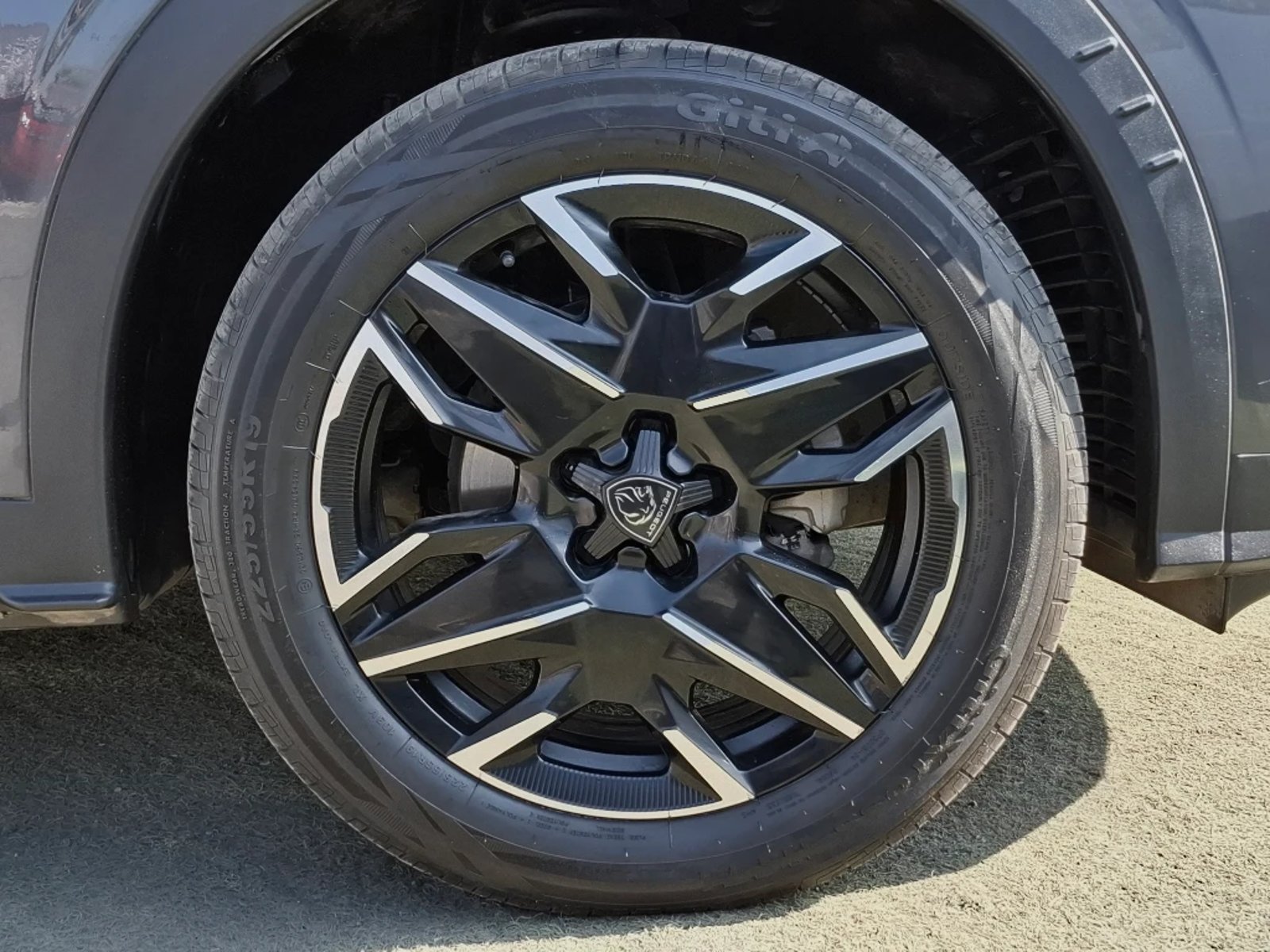 Peugeot New 3008 2025 - Imagen 8 de 20