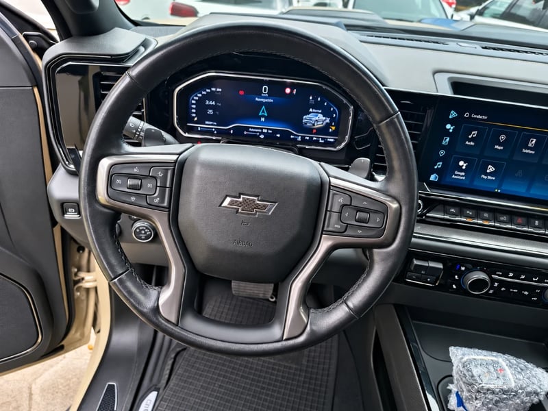 Chevrolet Silverado 2023 - Imagen 15 de 20