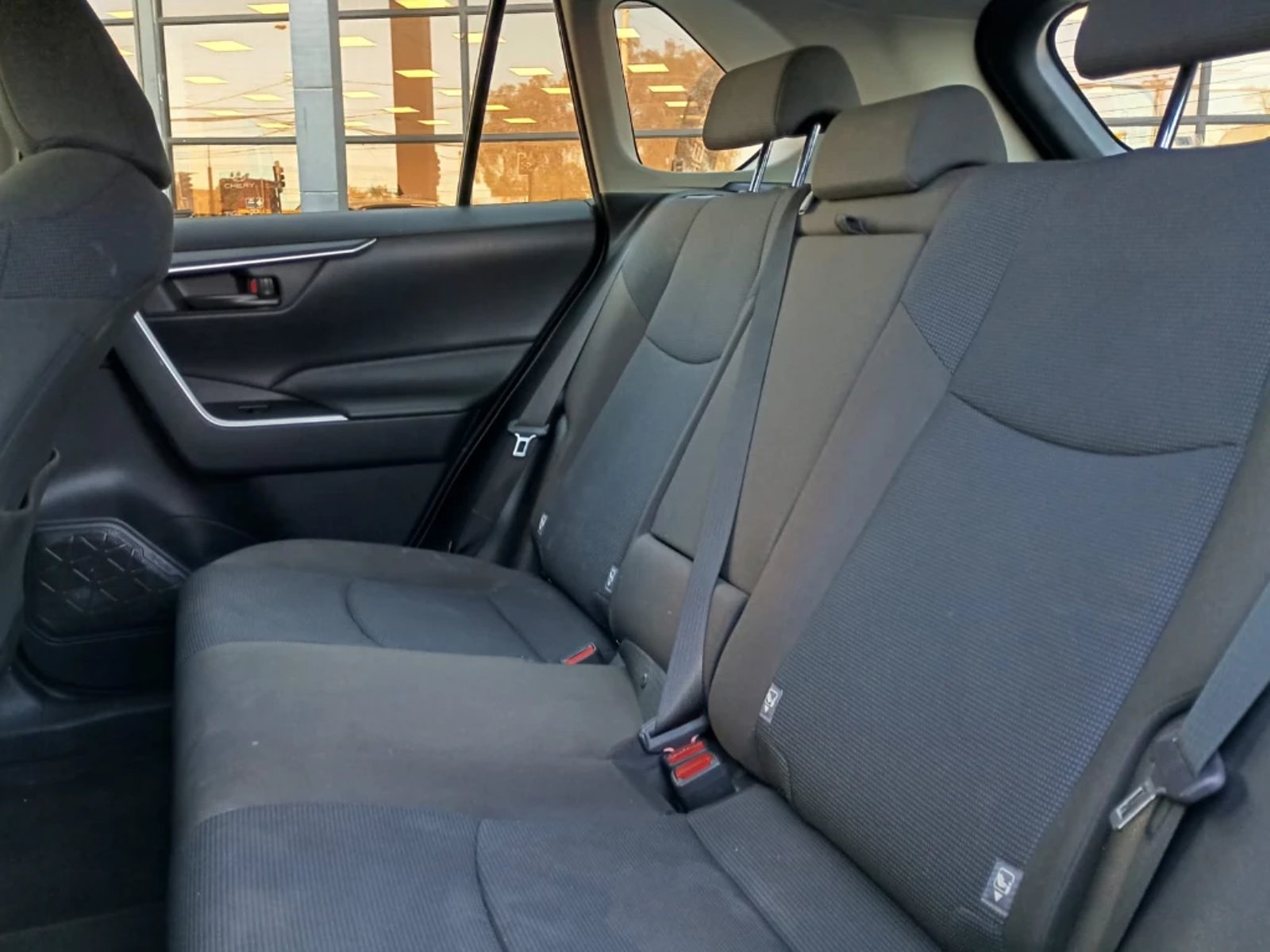Toyota Rav4 2025 - Imagen 18 de 20
