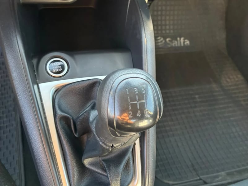 Nissan Versa 2025 - Imagen 18 de 20