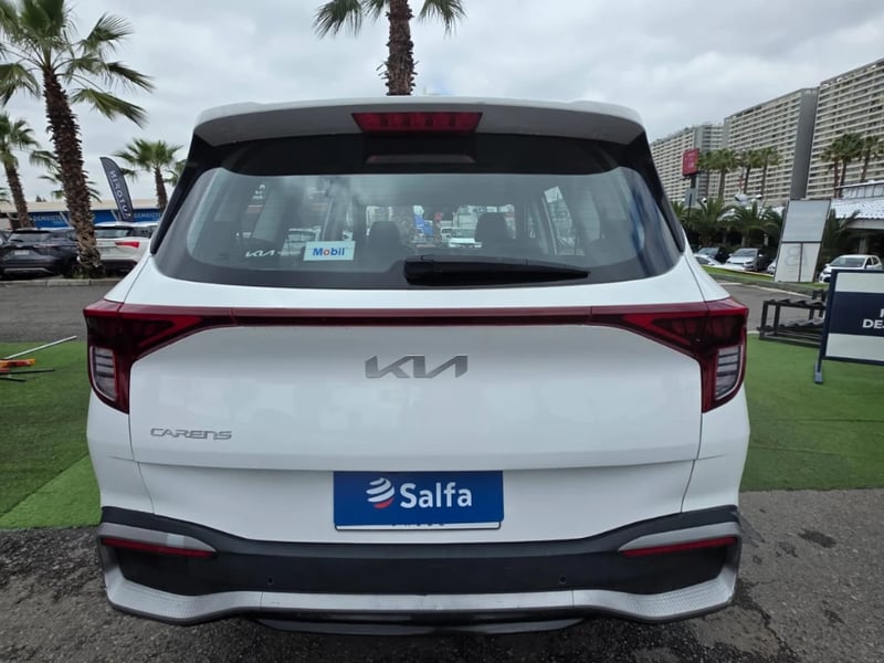 Kia Carens 2022 - Imagen 6 de 20