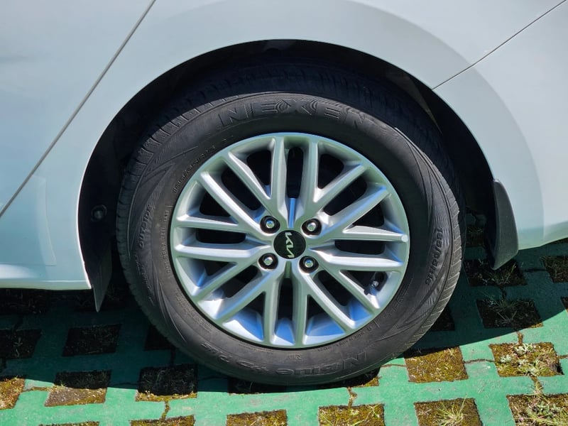 Kia Rio 4 2024 - Imagen 10 de 20