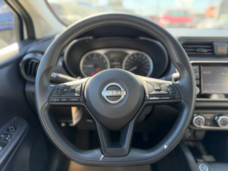 Nissan Versa 2025 - Imagen 11 de 20