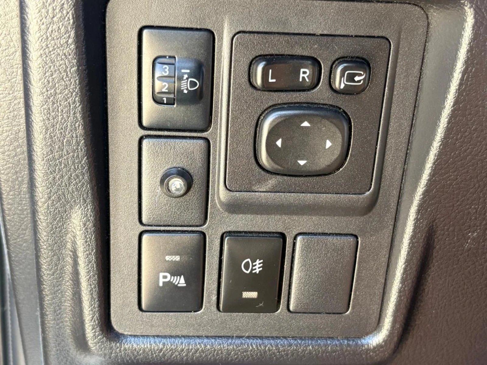 Toyota Land cruiser prado 2017 - Imagen 14 de 20